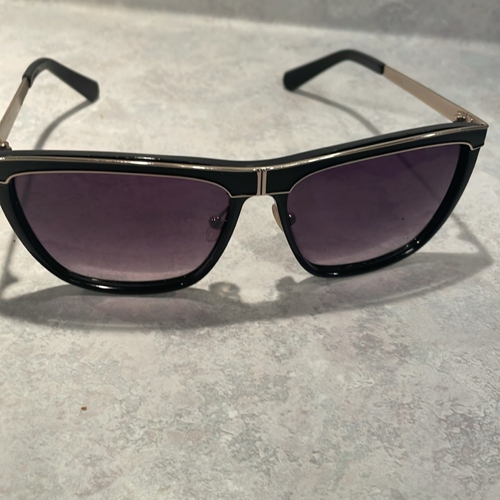 Balmain sunglasses - Picture 6 of 12